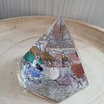 Piramidă din Orgonit cu 7 Laturi - Arborele Înțelepciunii