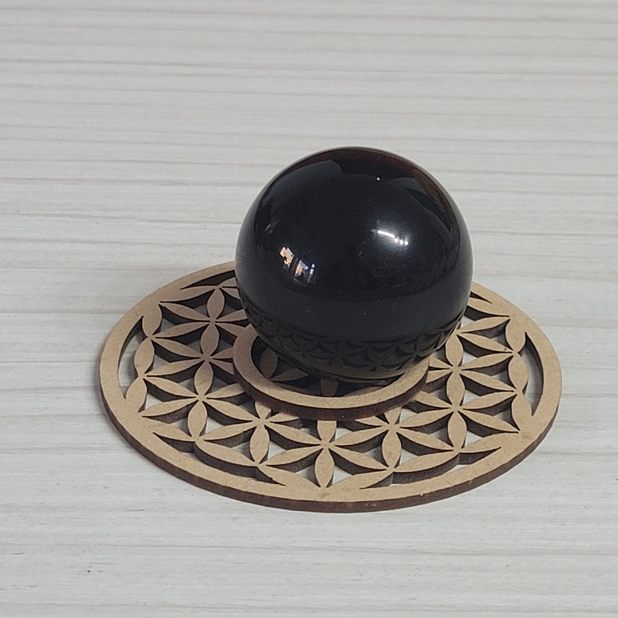 sfera obsidian 2 Sferă din Obsidian Negru - 3,5 cm - imagine 1