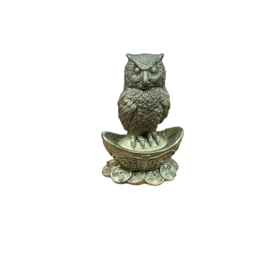 bufnita cu pepita pe monede Decorațiune Feng Shui – Bufniță cu Pepită de Aur pe Monede (6 cm) - imagine 1