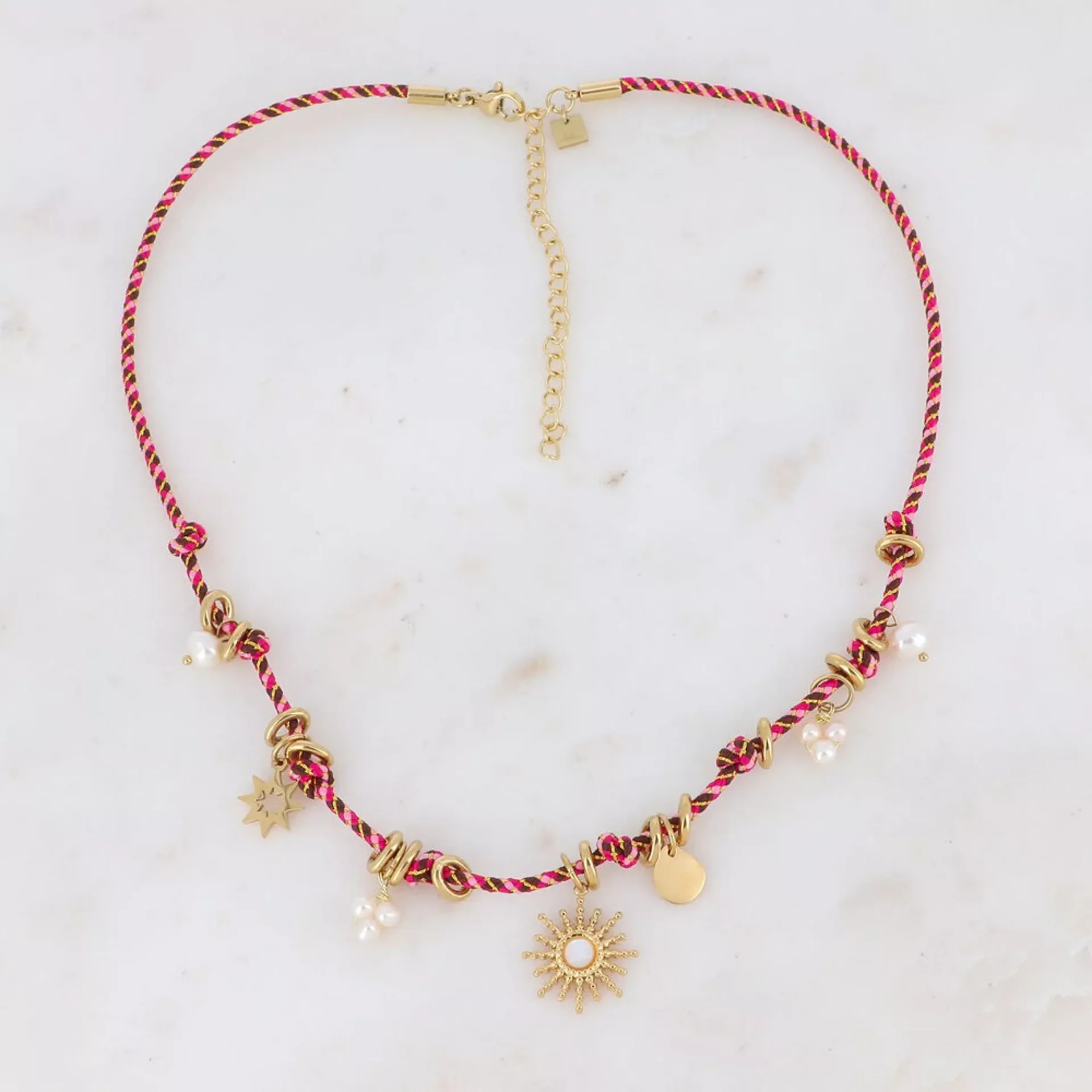 colier cordon agat alb Colier Bohm Paris – Cordon cu Agat Alb și Charm Soare - imagine 1