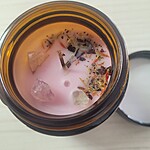 Lumânare Parfumată Moon Omen – Solar Witch (Șofran, Oud & Vanilie), 150 gr - imagine 2